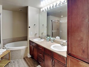 Condo, Multiple Beds, Balcony (Laketown Wharf #1126 - No Pets) | Bathroom | Designer toiletries, towels, toilet paper