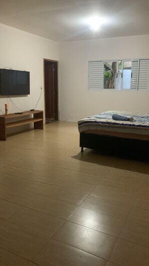 6 Schlafzimmer, Bügeleisen/Bügelbrett, WLAN, Bettwäsche