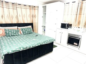 1 chambre, accĂšs au Wi-Fi (inclus)