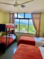 Escritorio y wifi gratis 