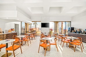 Restaurant - Signature Indio I-10 Coachella Valley by Sonesta (Indio)