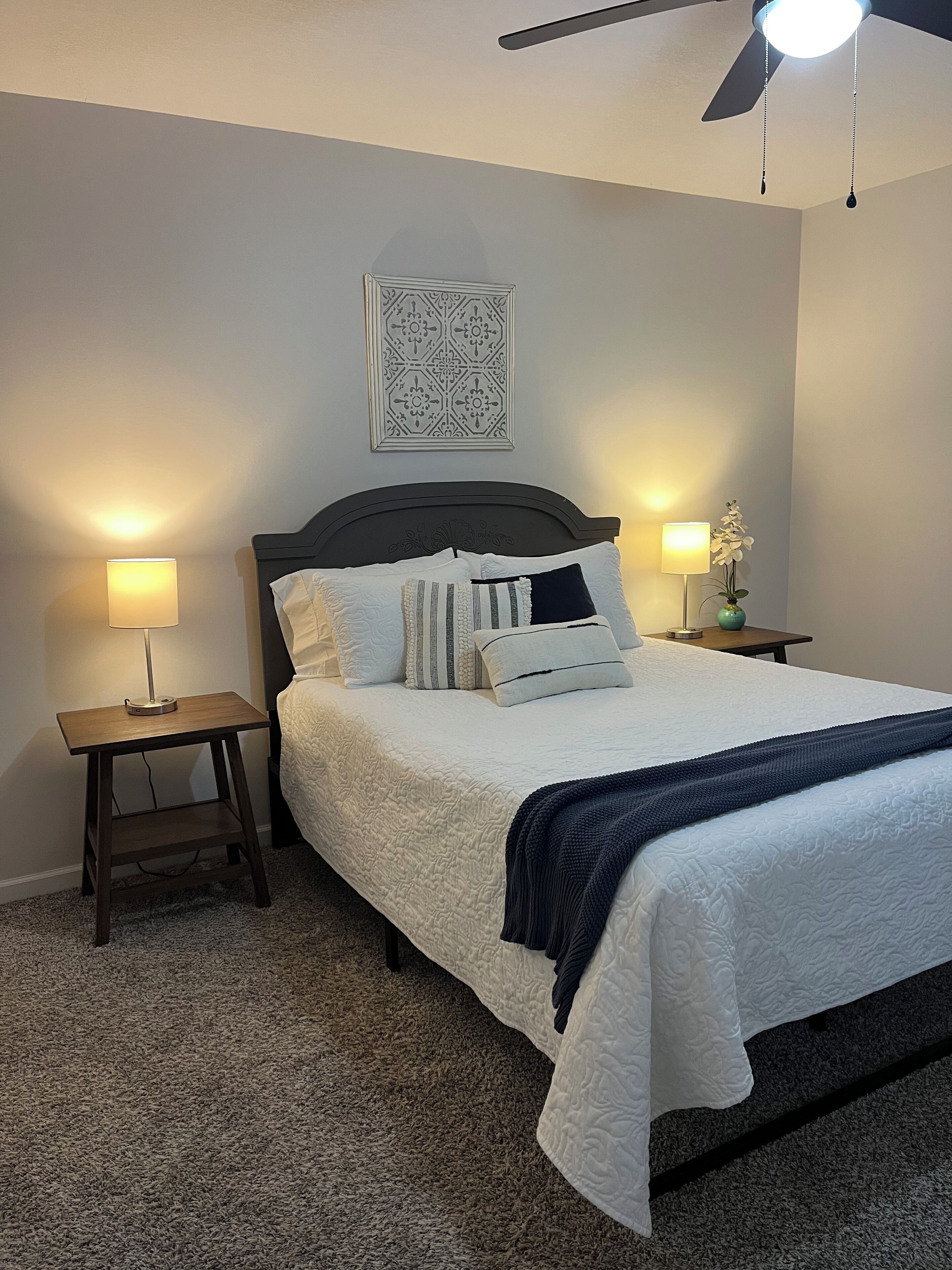 2 bedrooms, iron/ironing board, WiFi, bed sheets