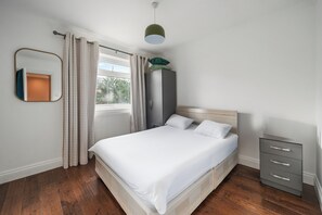 3 Schlafzimmer, Bügeleisen/Bügelbrett, WLAN, Bettwäsche