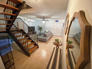 Smart TV - 4-bedroom Beachfront Condo in Rincón w/ most Spectacular Sunsets in Puerto Rico (Rincón)