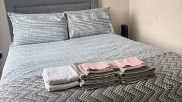 Free WiFi, bed sheets