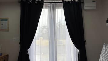 Wi-Fi gratuit, draps fournis