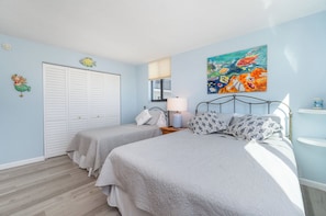 2 habitaciones, tabla de planchar con plancha y wifi gratis 