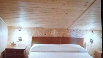 Casa adossada Comfort, vistes a la muntanya | 5 dormitoris i wifi gratuïta