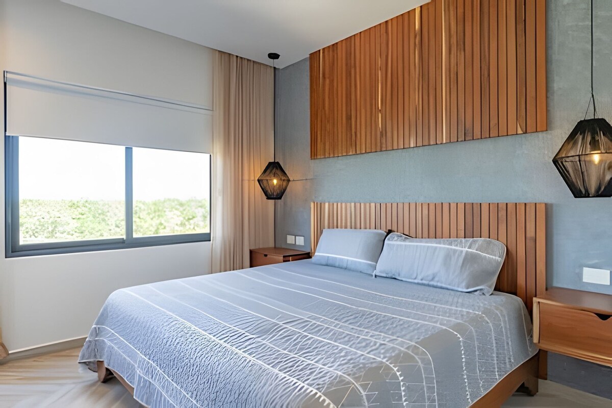 1 bedroom, premium bedding, down duvets, Select Comfort beds