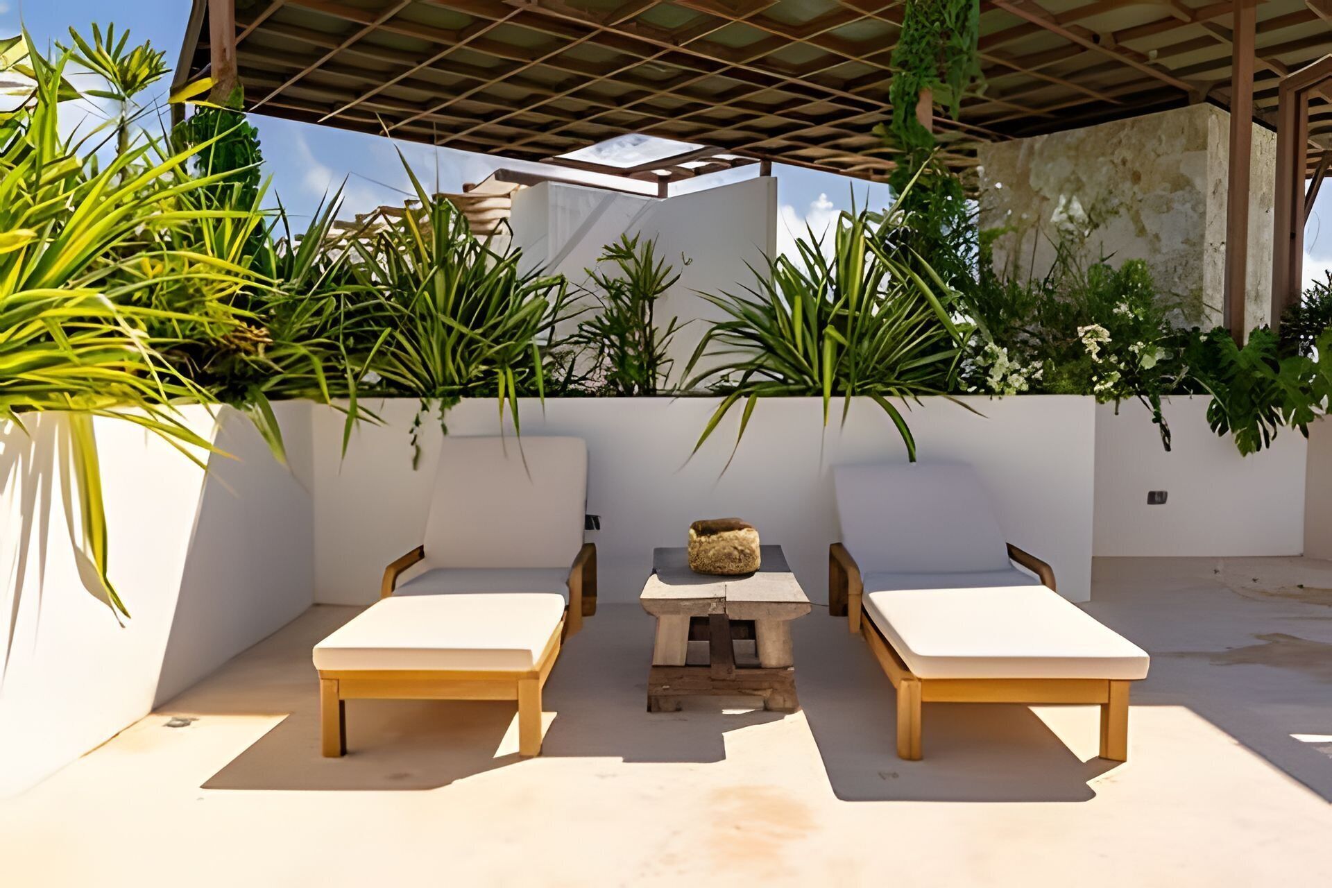 컴포트 아파트 | 테라스/파티오