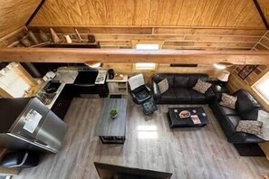 Interior - Deer View at Patoka Lake (Birdseye)