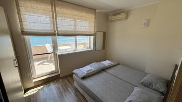Apartment | 1 bedroom, iron/ironing board, free WiFi, bed sheets