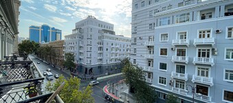 Charming 1-bedroom apartment with view to Formula 1/AC in peaceful Baku