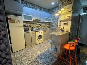 Mikrobølgeovn og oppvaskmaskin