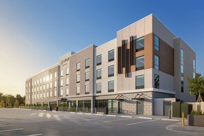 Exterior - EVEN Hotel Orlando International Airport by IHG (Orlando)