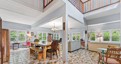 Charming 3-bedroom nestled in the country with WiFi and wooded acres in Louisa