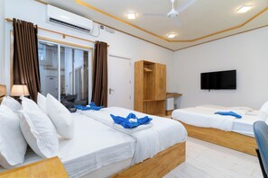 Family Quadruple Room, Patio, Garden View | Egyptian cotton sheets, premium bedding, Tempur-Pedic beds, minibar - Tropico villa (Ukulhas)