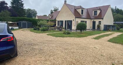 "Private and corporate rentals. 3 bedrooms and sofa bed.