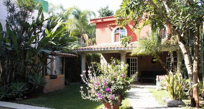 CASA TÍA 3B Your best option in the city of the eternal spring.