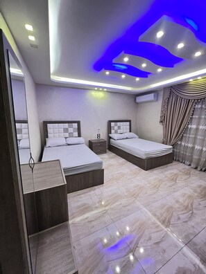 3 bedrooms, iron/ironing board, WiFi, bed sheets