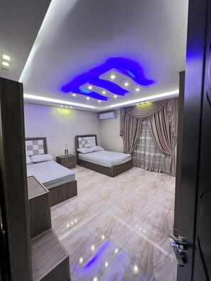 3 quartos, ferros/tábuas de passar roupa, Wi-Fi, roupa de cama