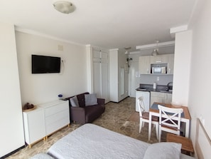 Appartement | 1 chambre, fer et planche à repasser, accès au Wi-Fi (inclus)