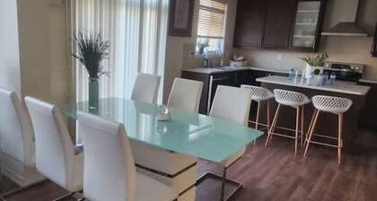 luxury one bed room with bathtub