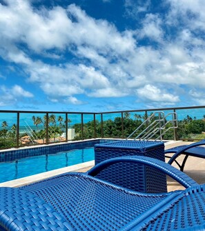 Apartment | Pool | Outdoor pool, pool loungers
