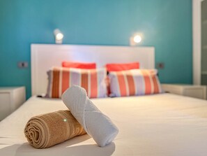 Bügeleisen/Bügelbrett, kostenloses WLAN, Bettwäsche