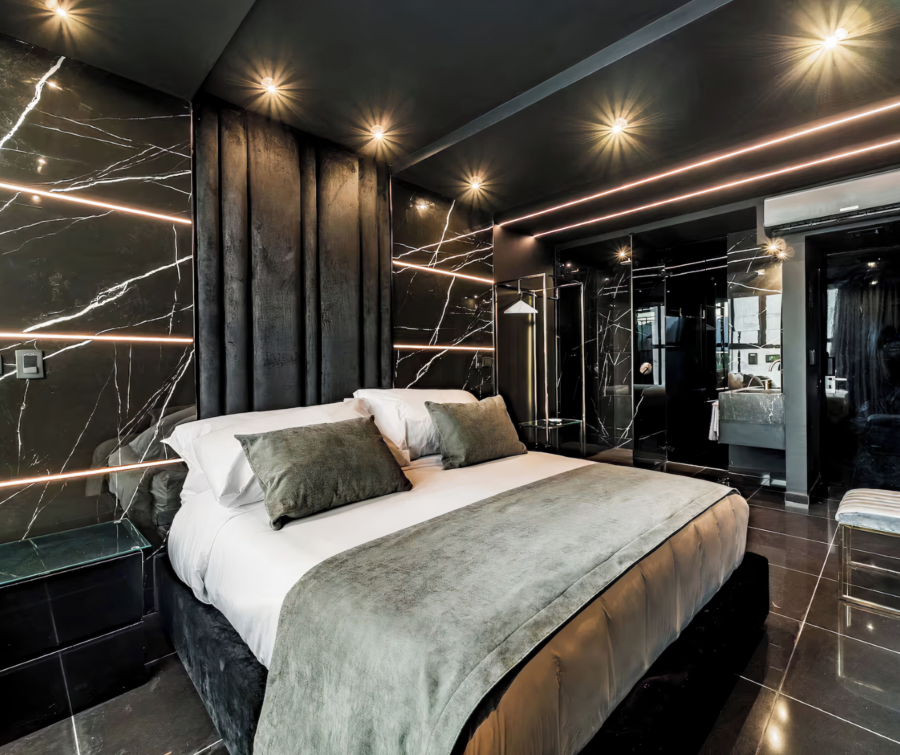 14 bedrooms, bed sheets