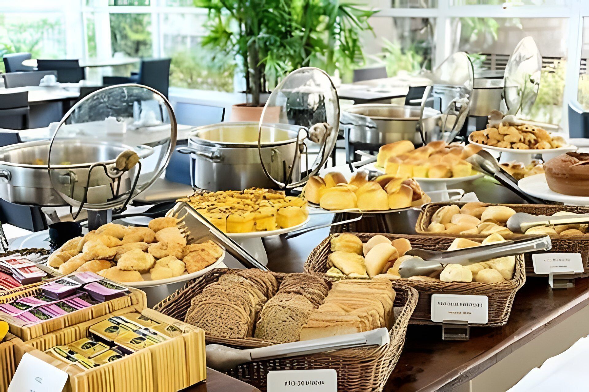 Apartment | Dining