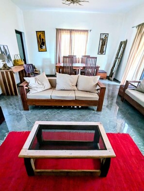 舒适公寓, 花园景观 | 起居区