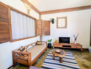 Comfort Apartment, Garden View | Living area