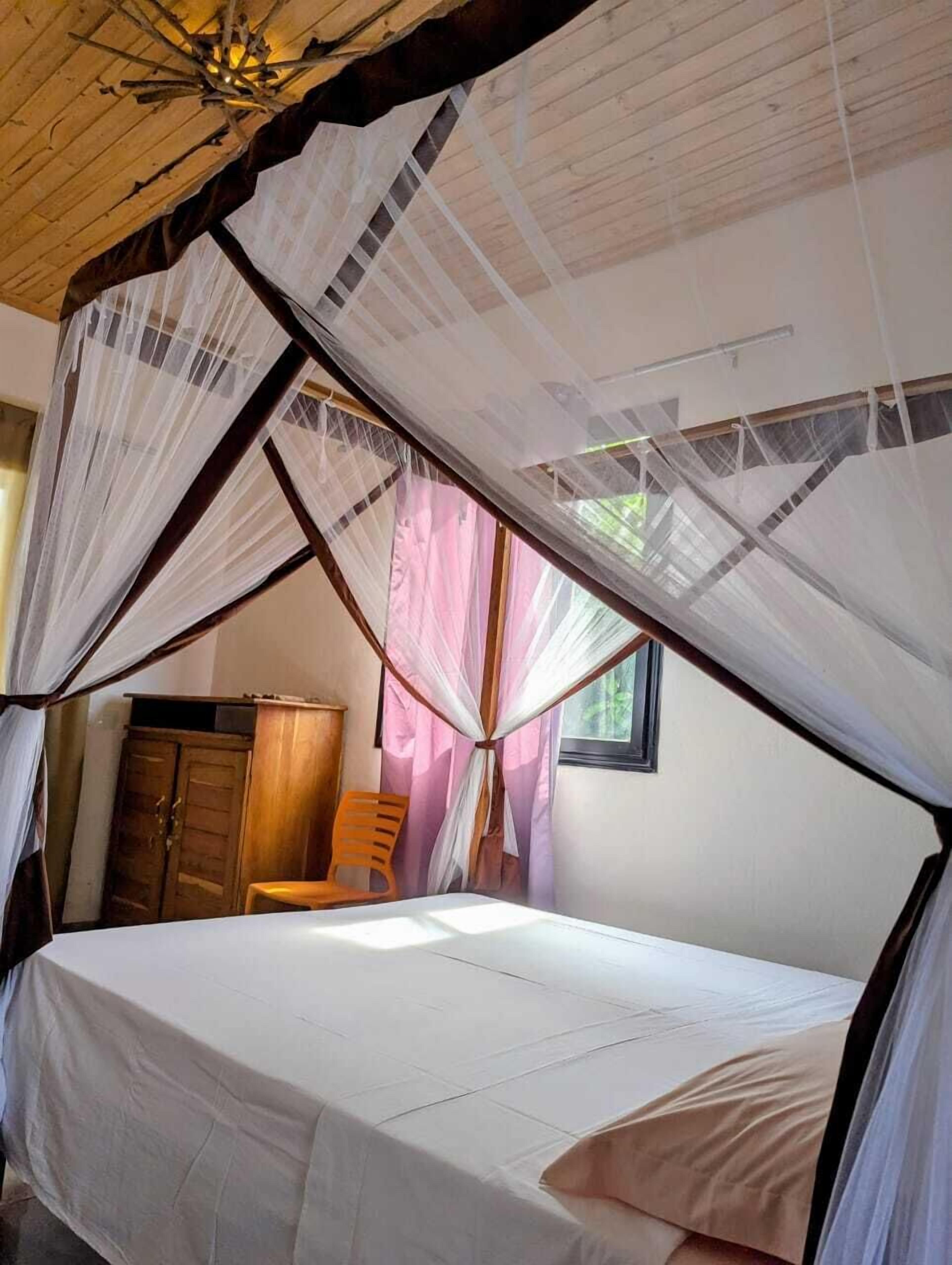 Comfort Apartment, 2 Bedrooms, Sea View, Garden Area | In-room safe, free WiFi