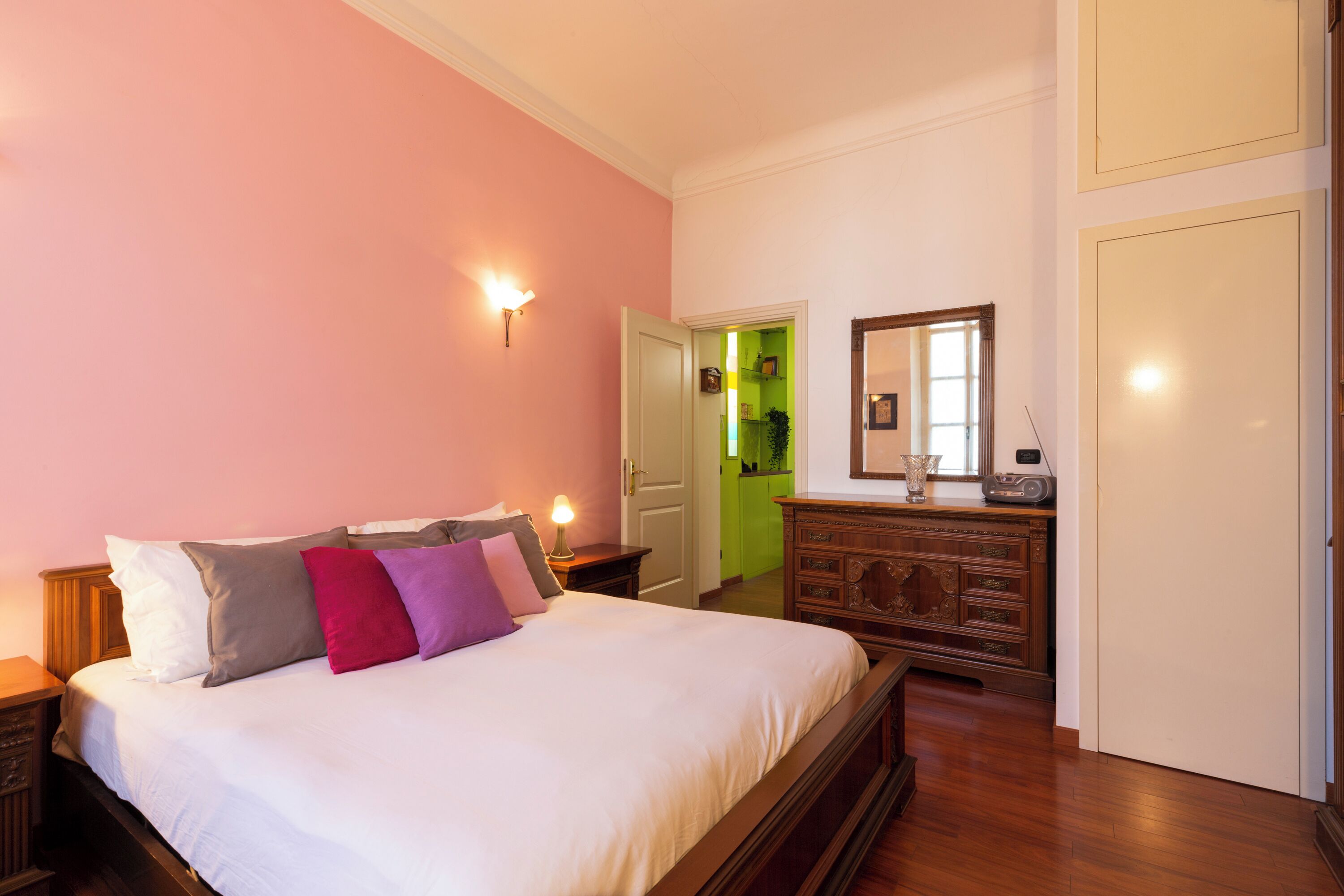 Iron/ironing board, free WiFi