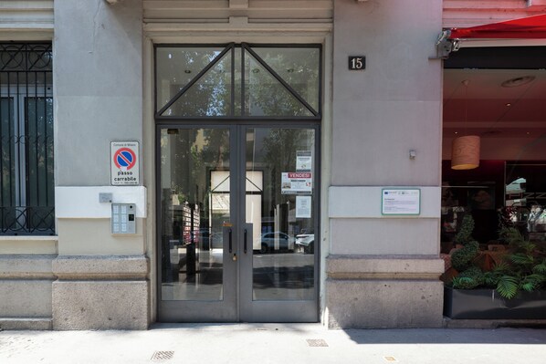 Property entrance - notaMi - Dimora del vecchio Principe (Milan)