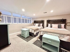 5 Schlafzimmer, Bügeleisen/Bügelbrett, WLAN, Bettwäsche