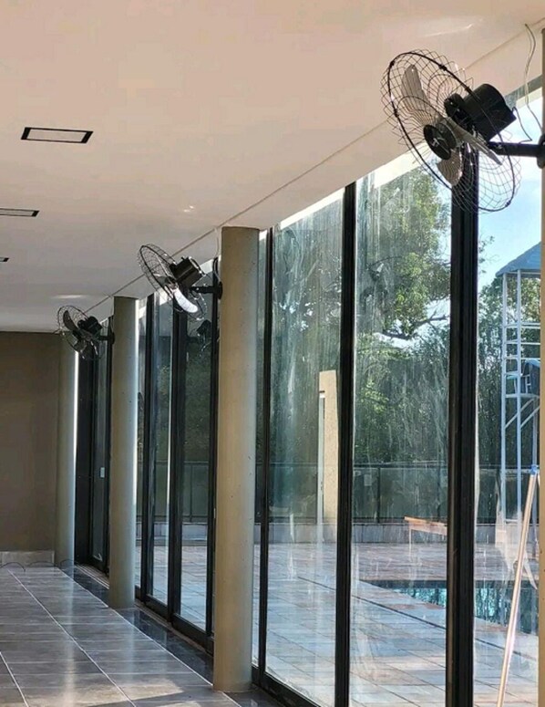 Interior - Chácara Aconchegante NA Zona Sul, Aceita Pets (City Ribeirão Ribeirão Preto)