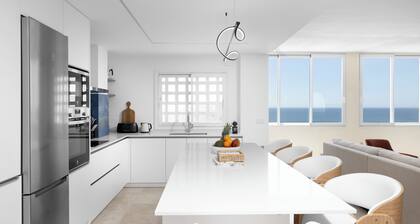 Stunning Marina Seaview Penthouse with 4 bedrooms, WiFi, AC, and parking