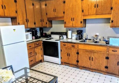 Great Apartment on River/ Harvard Square two blocks
