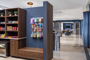 Snack bar - The Well House Hamilton, Tapestry Collection By Hilton (Hamilton)