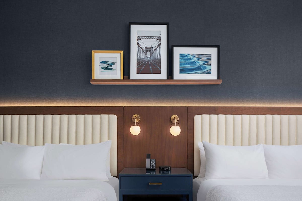 Hypo-allergenic bedding, in-room safe, blackout curtains