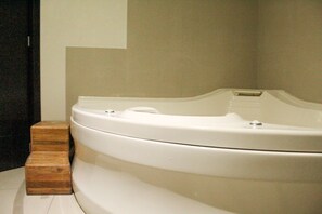 Premium Studio Suite | Minibar, desk, laptop workspace, soundproofing - Hotel Cancalli Tlaxcala (Tlaxcala)