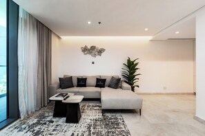 Living room - Excellent 2BR at Sterling Business Bay (Dubai)