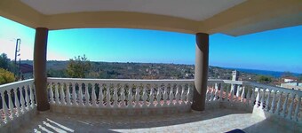 The Villa with the Aromatic Herbs.
Fragrances you will fall in love with