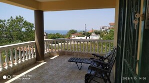 Property grounds - The Villa with the Aromatic Herbs.
Fragrances you will fall in love with (Thermaikos)