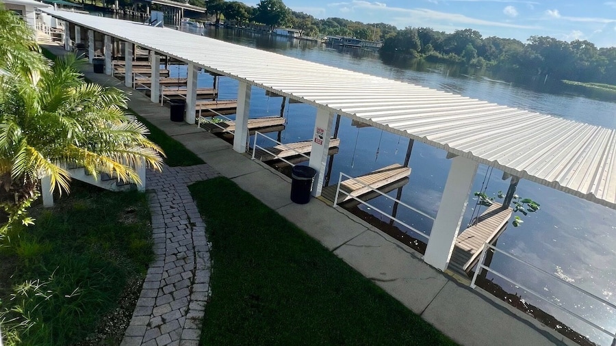 Castaways On The River