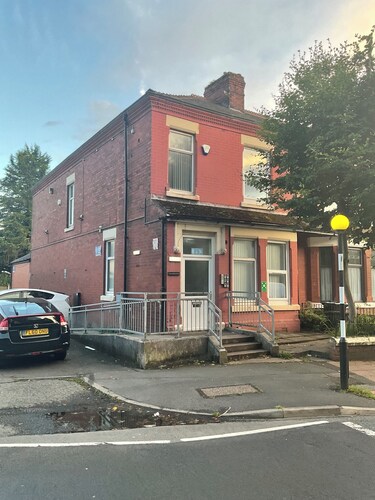 Waverley park house