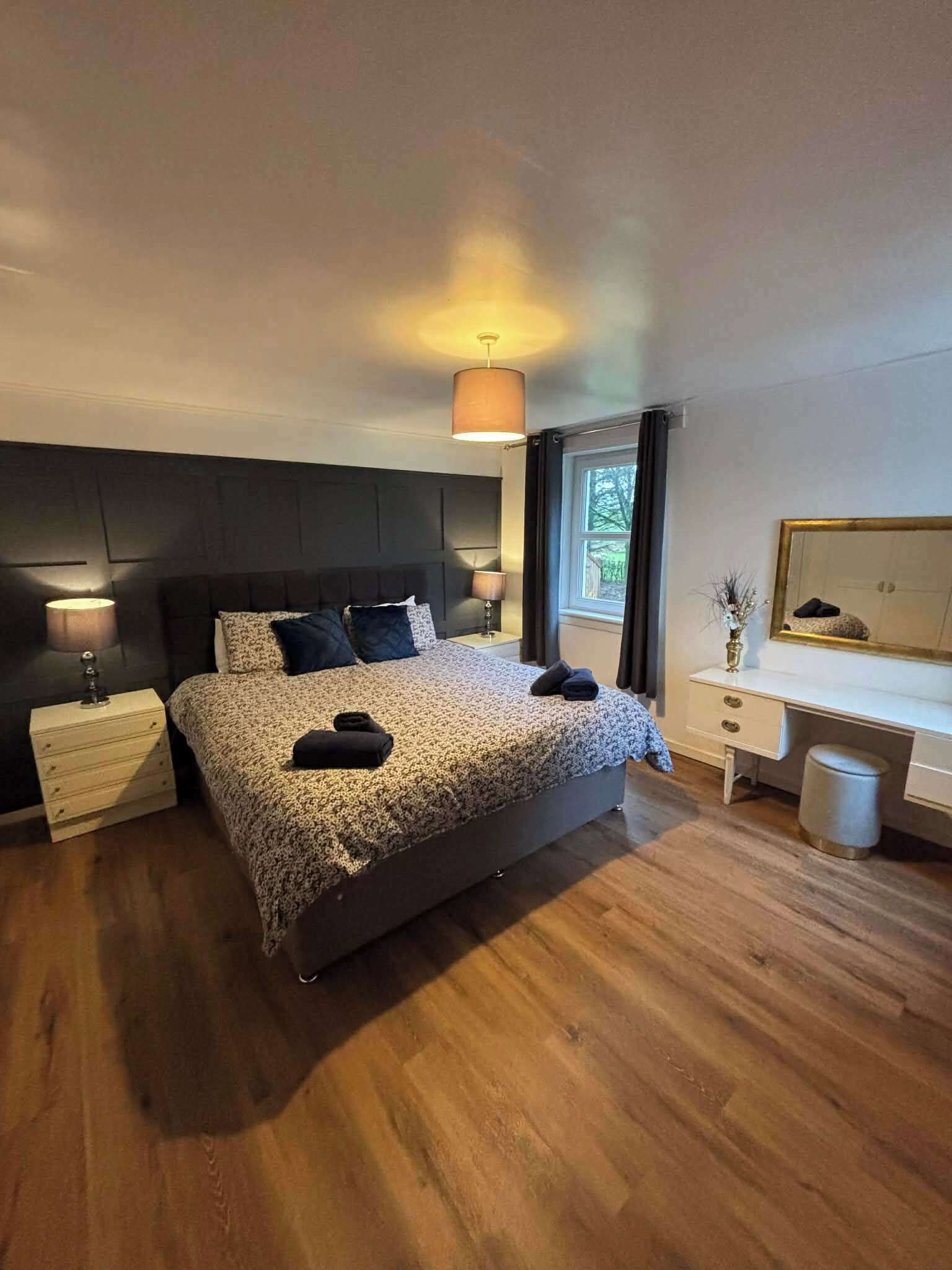 5 makuuhuonetta, silitysrauta/-lauta, Wi-Fi, vuodevaatteet