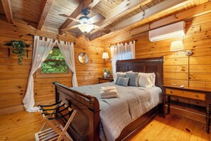 3 habitaciones, tabla de planchar con plancha y cuna de viaje 